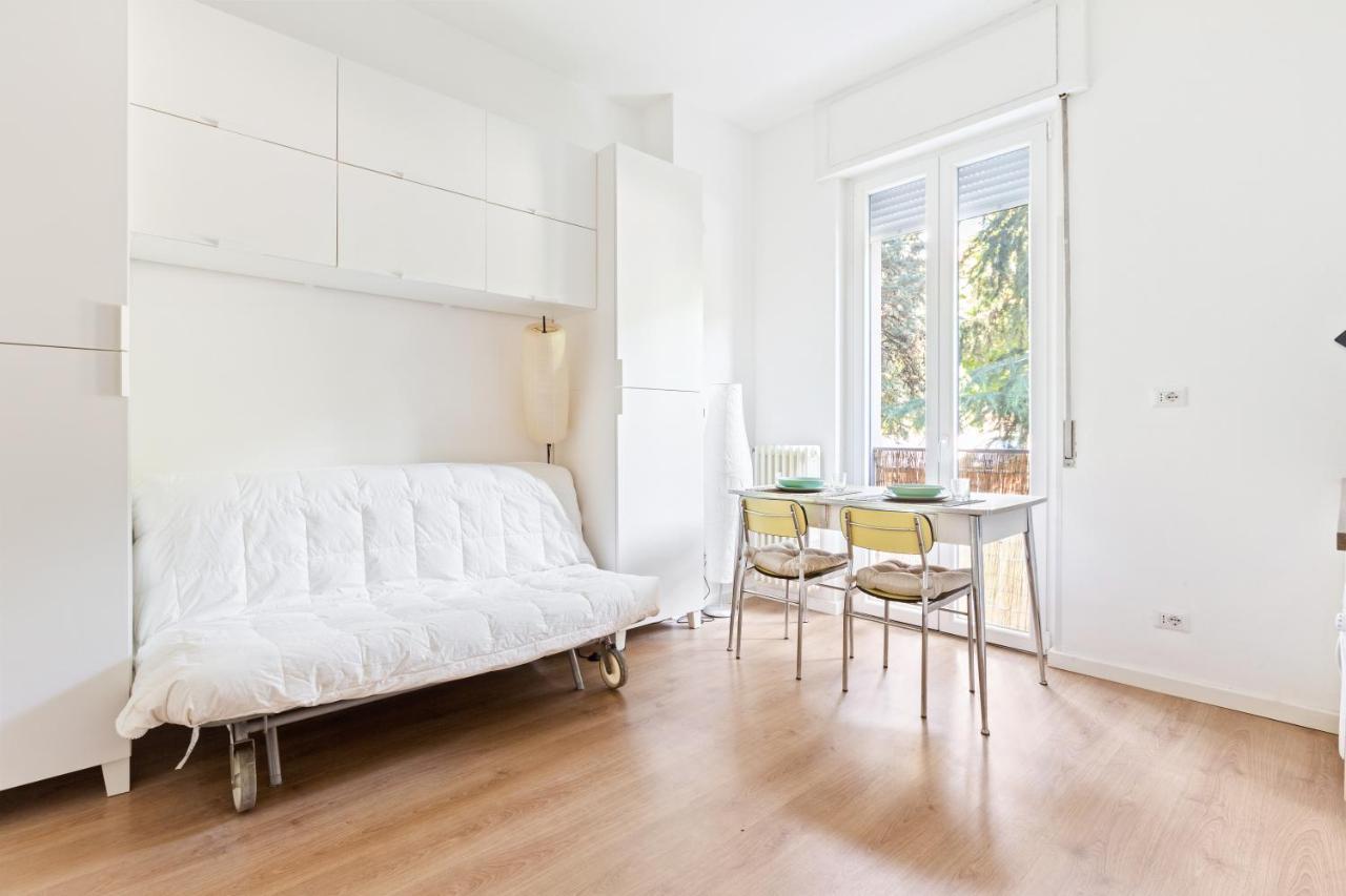 Milano Famagosta Cosy Studio Eksteriør bilde